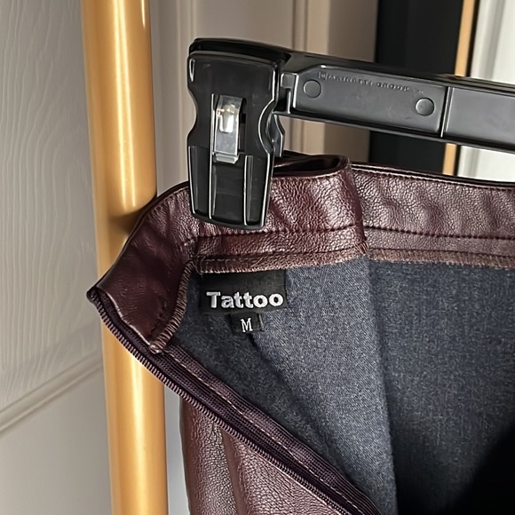 Faux Leather Maroon Mini Skirt - Picture 4 of 4